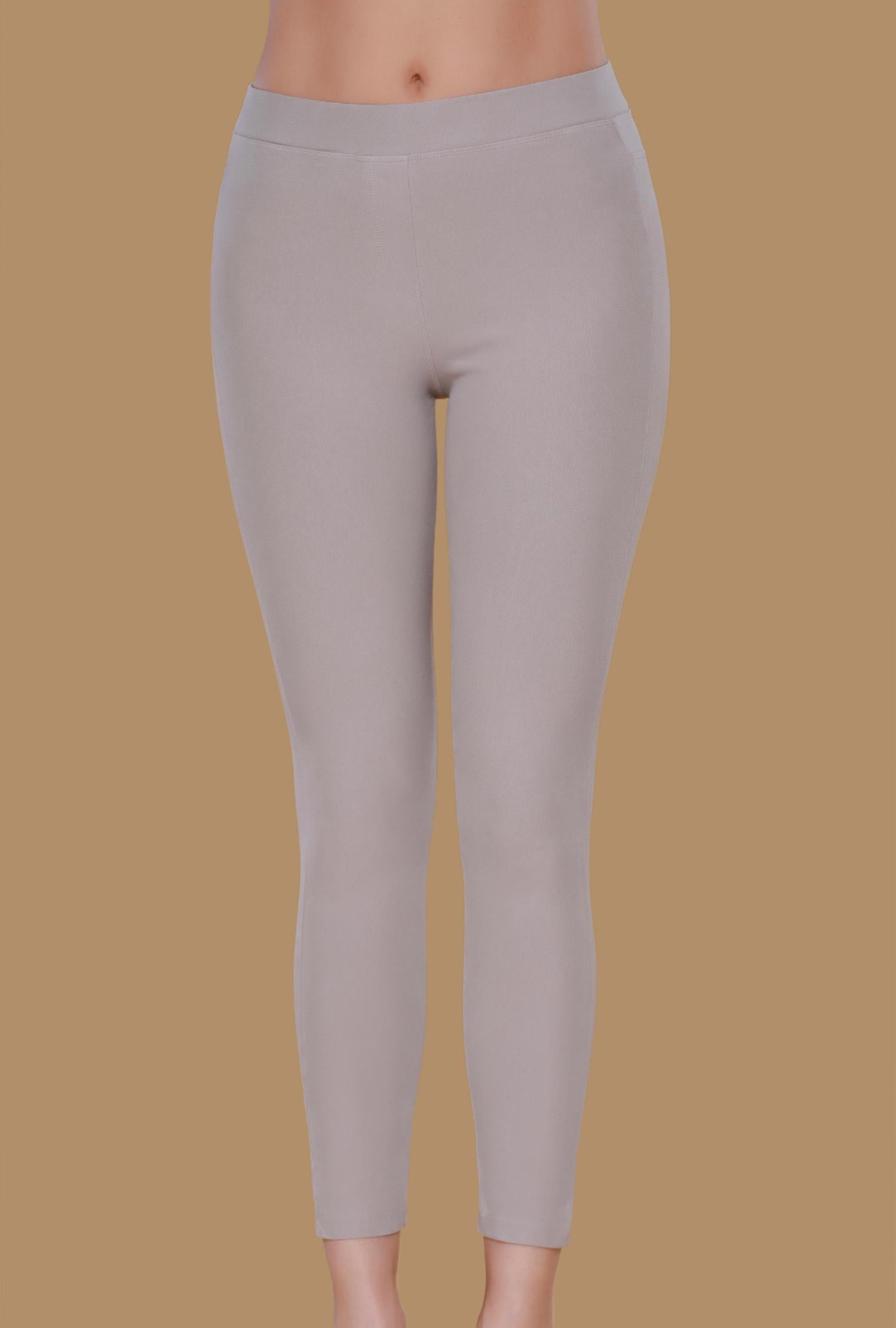 Леггинсы с высокой посадкой в цвете Stone ANGEL
Леггинсы с высокой посадкой в цвете Stone ANGEL