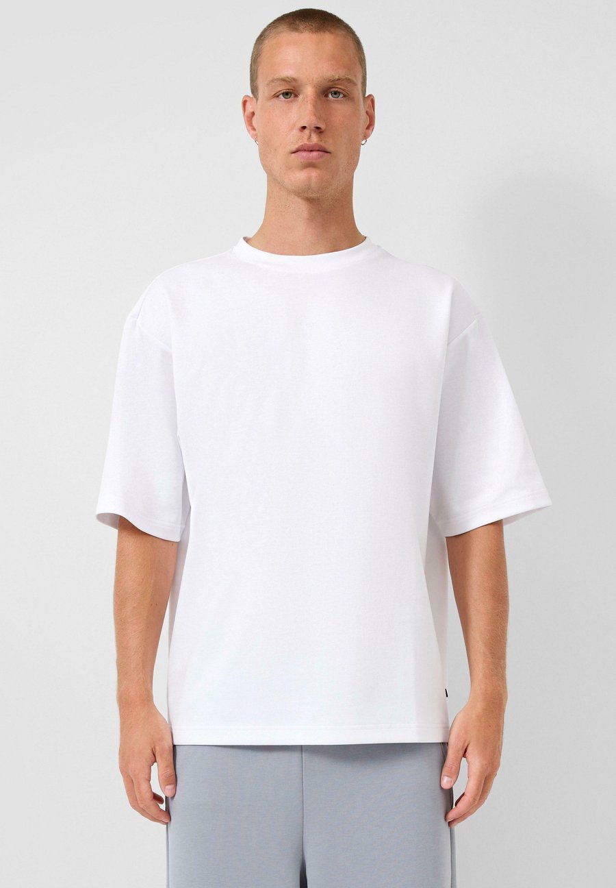 Футболка QS LOOSE FIT MIT LOGOSTICKEREI, Weiß/White, Белый, Футболка QS LOOSE FIT MIT LOGOSTICKEREI, Weiß/White
Футболка QS LOOSE FIT MIT LOGOSTICKEREI, Weiß/White, Белый, Футболка QS LOOSE FIT MIT LOGOSTICKEREI, Weiß/White