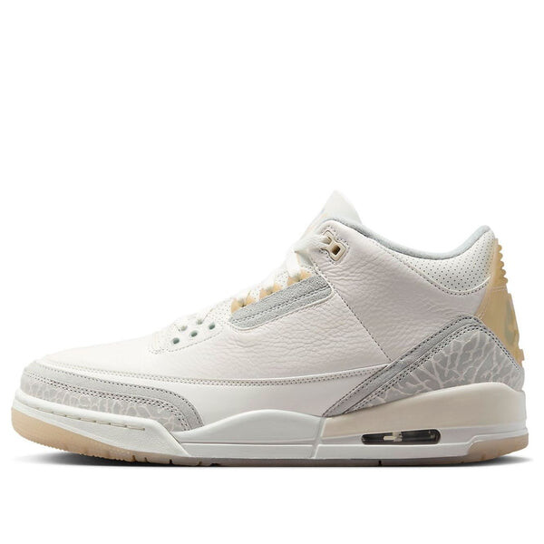 Кроссовки Air Jordan 3 Craft 'Ivory', цвет ivory/grey mist/cream
Кроссовки Air Jordan 3 Craft 'Ivory', цвет ivory/grey mist/cream