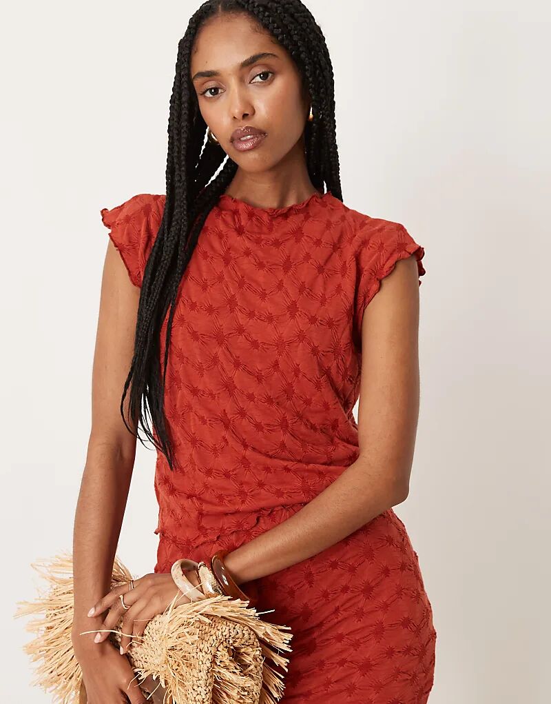 Текстурированный топ Vila с вырезом-лодочкой, темно-красный
Текстурированный топ Vila с вырезом-лодочкой, темно-красный