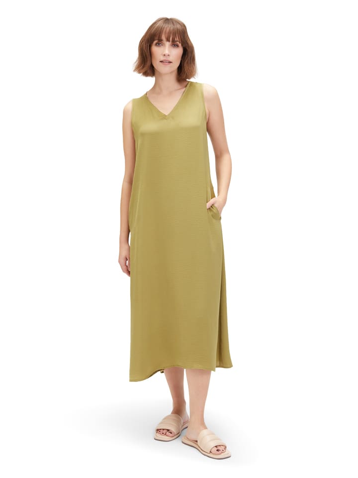 Платье до колена Vera Mont
Платье до колена Vera Mont