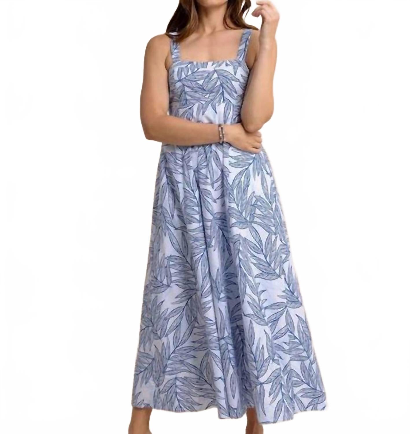 Легкое макси-платье Leighton Blue Palms сзади на завязках из синего пике SOUTHERN TIDE
Легкое макси-платье Leighton Blue Palms сзади на завязках из синего пике SOUTHERN TIDE