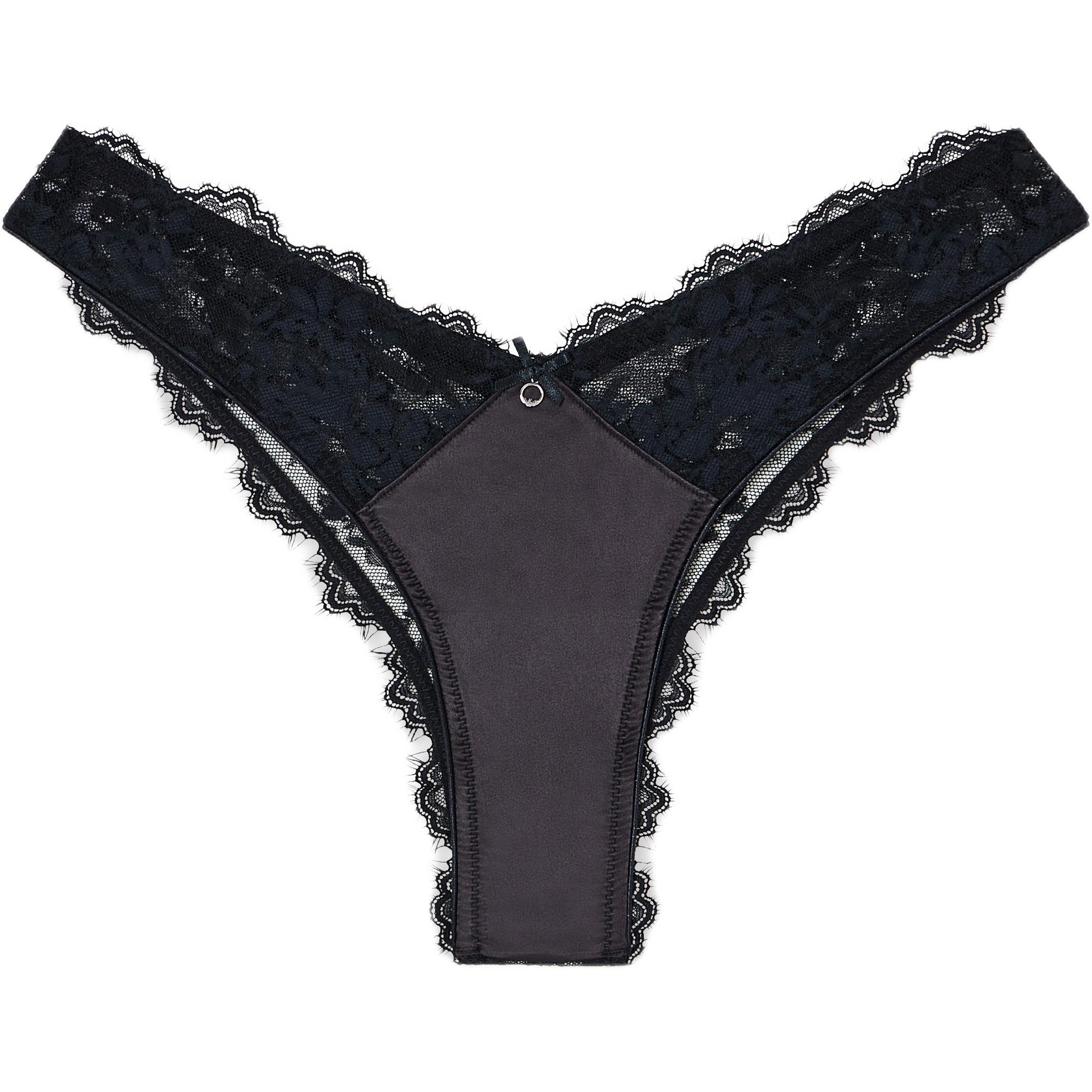 Трусы FW25 женские, 1 шт Emporio Armani, черный
Трусы FW25 женские, 1 шт Emporio Armani, черный