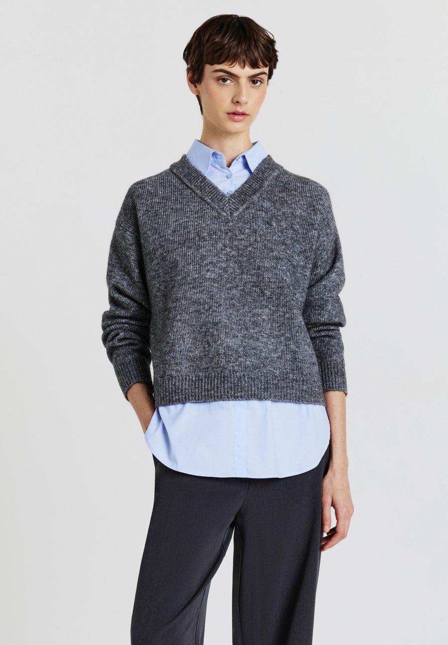 Джемпер Calliope Jumper, Grigio Scuro Melange/Mottled Dark Grey
Джемпер Calliope Jumper, Grigio Scuro Melange/Mottled Dark Grey
