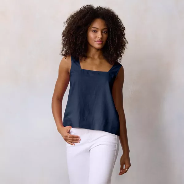 Женская майка с квадратным вырезом и пуговицами на спине Lc Lauren Conrad, цвет seattle navy
Женская майка с квадратным вырезом и пуговицами на спине Lc Lauren Conrad, цвет seattle navy