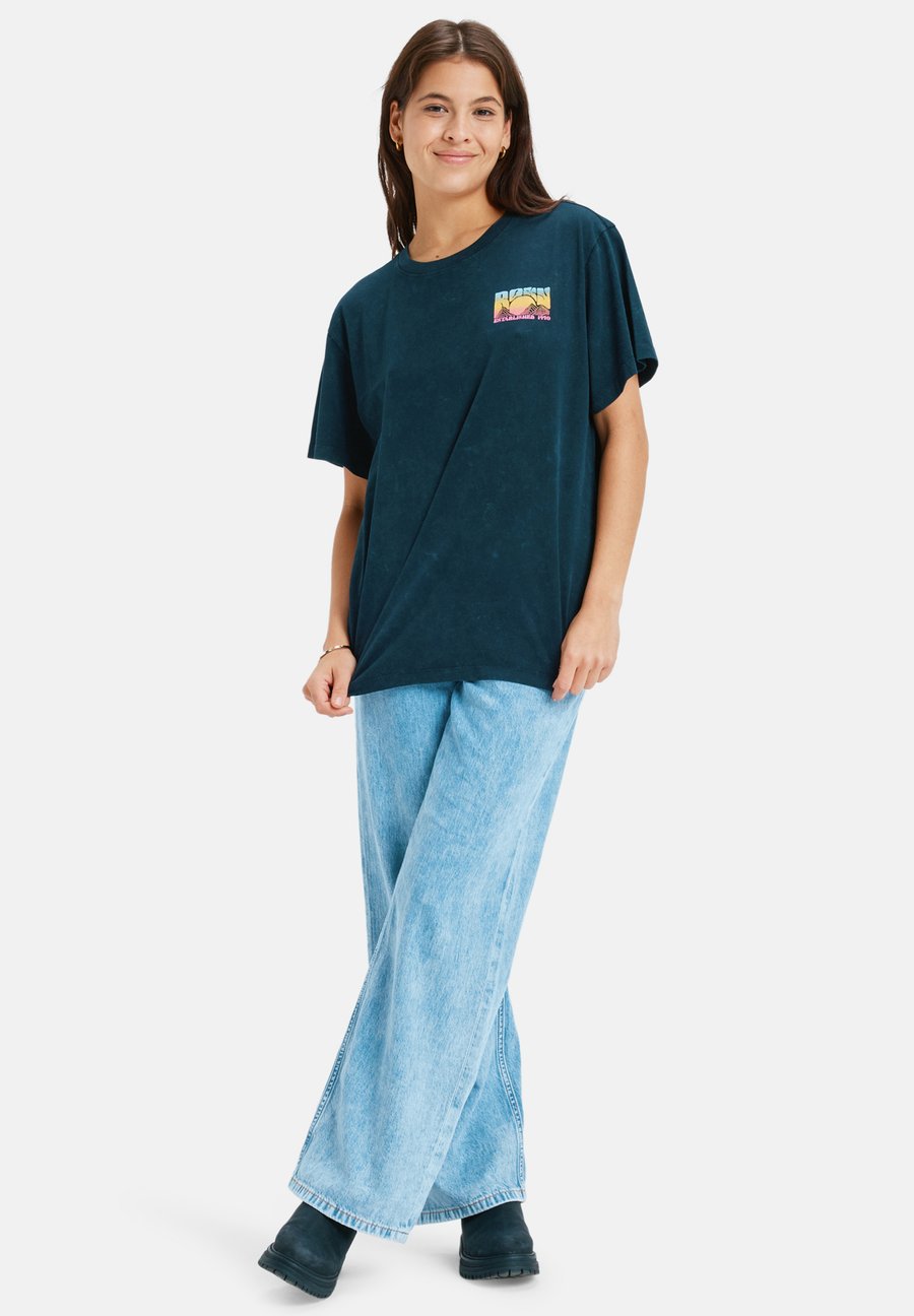 Футболка Roxy SUNNY OPTIC WASH, Anthracite/Black, Черный, Футболка Roxy SUNNY OPTIC WASH, Anthracite/Black
Футболка Roxy SUNNY OPTIC WASH, Anthracite/Black, Черный, Футболка Roxy SUNNY OPTIC WASH, Anthracite/Black