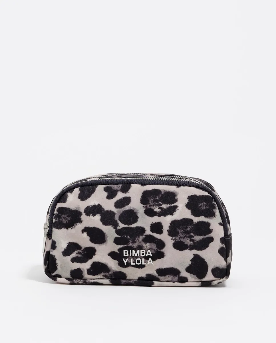 Косметичка из нейлона с принтом леопард серого цвета Bimba y Lola
Косметичка из нейлона с принтом леопард серого цвета Bimba y Lola