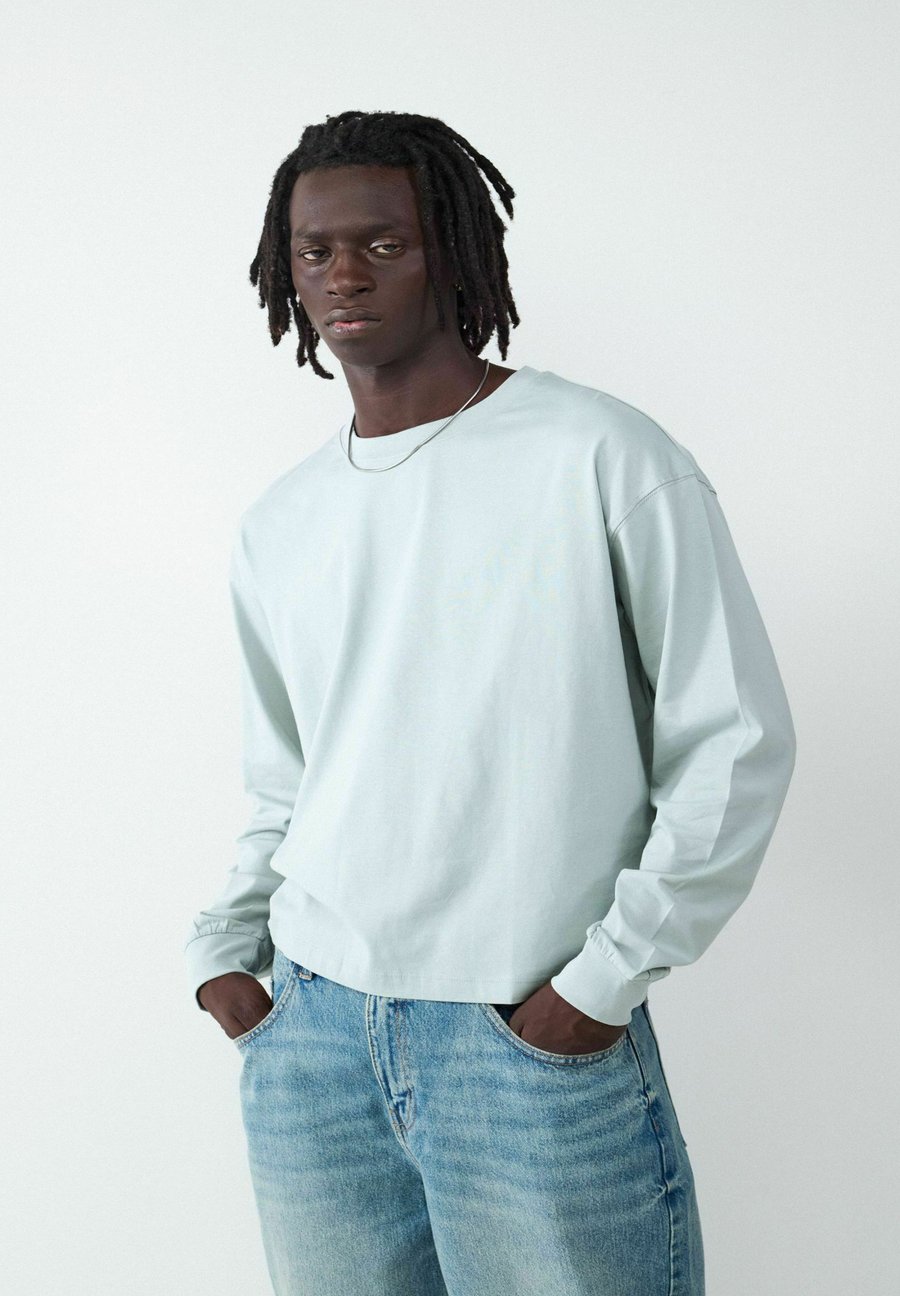 Топ Balmohk Long sleeved top, Puritan Gray/Grey
Топ Balmohk Long sleeved top, Puritan Gray/Grey