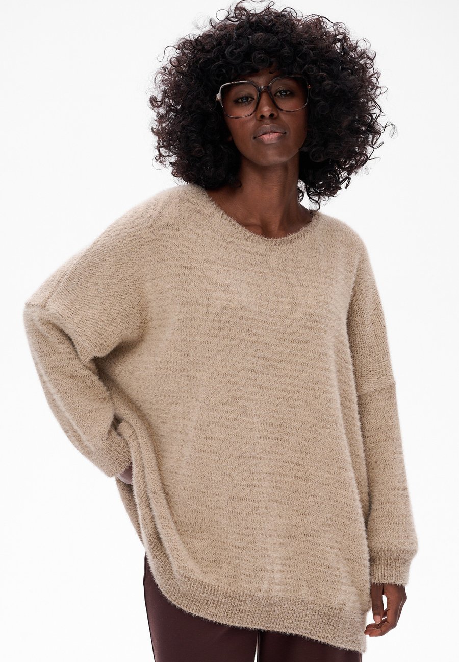 Джемпер blue shadow Jumper, Beige
Джемпер blue shadow Jumper, Beige