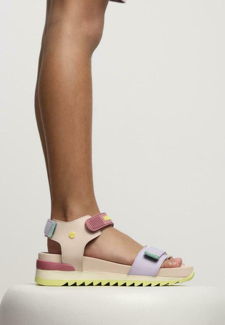 Трекинговые сандалии DEPORTIVAS TREMONT Gioseppo, сиреневый
Трекинговые сандалии DEPORTIVAS TREMONT Gioseppo, сиреневый