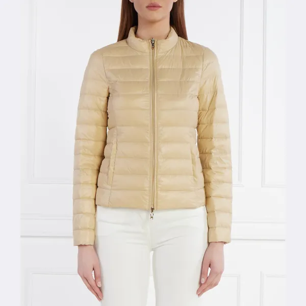 Двусторонний пуховик, куртка стандартного кроя. Patrizia Pepe, бежевый
Двусторонний пуховик, куртка стандартного кроя. Patrizia Pepe, бежевый