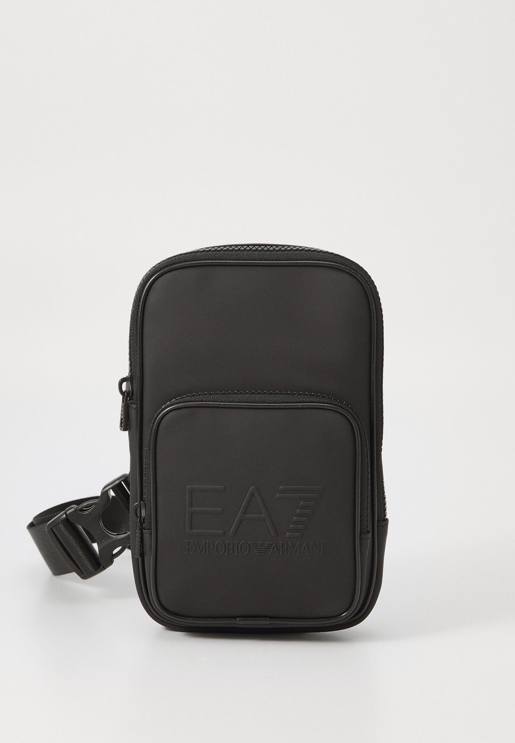 Сумка через плечо TRAIN POUCH BAG UNISEX - Across body bag EA7 Emporio Armani, черный
Сумка через плечо TRAIN POUCH BAG UNISEX - Across body bag EA7 Emporio Armani, черный