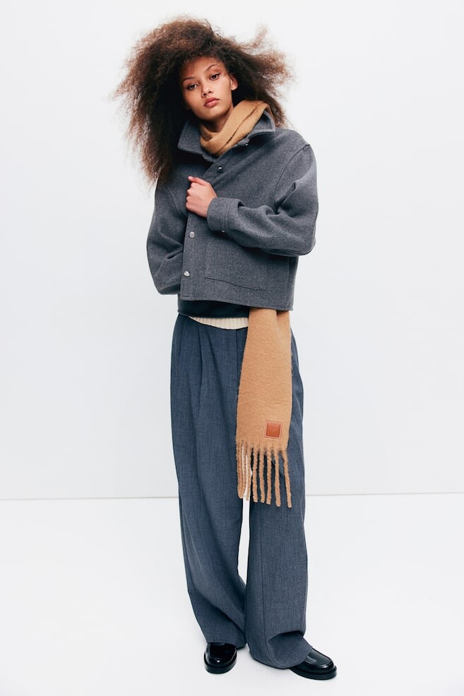 Жакет с планкой на пуговицах H&M, серый
Жакет с планкой на пуговицах H&M, серый