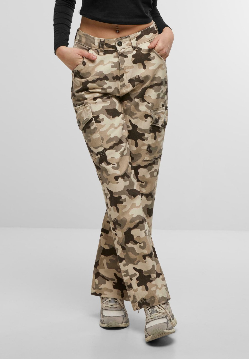 Расклешенные джинсы DEF, бежевый
Расклешенные джинсы DEF, бежевый