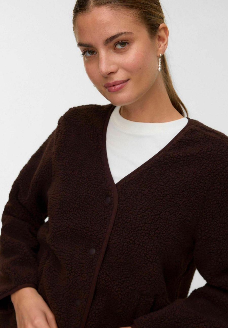 Флисовая куртка Vero Moda VMJOSEFIN, Black Coffee/Brown
Флисовая куртка Vero Moda VMJOSEFIN, Black Coffee/Brown