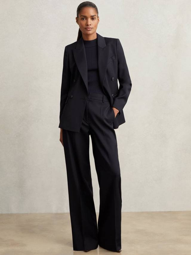 Узкие расклешённые брюки Petite Haisley из шерстяной смеси Reiss, Navy
Узкие расклешённые брюки Petite Haisley из шерстяной смеси Reiss, Navy