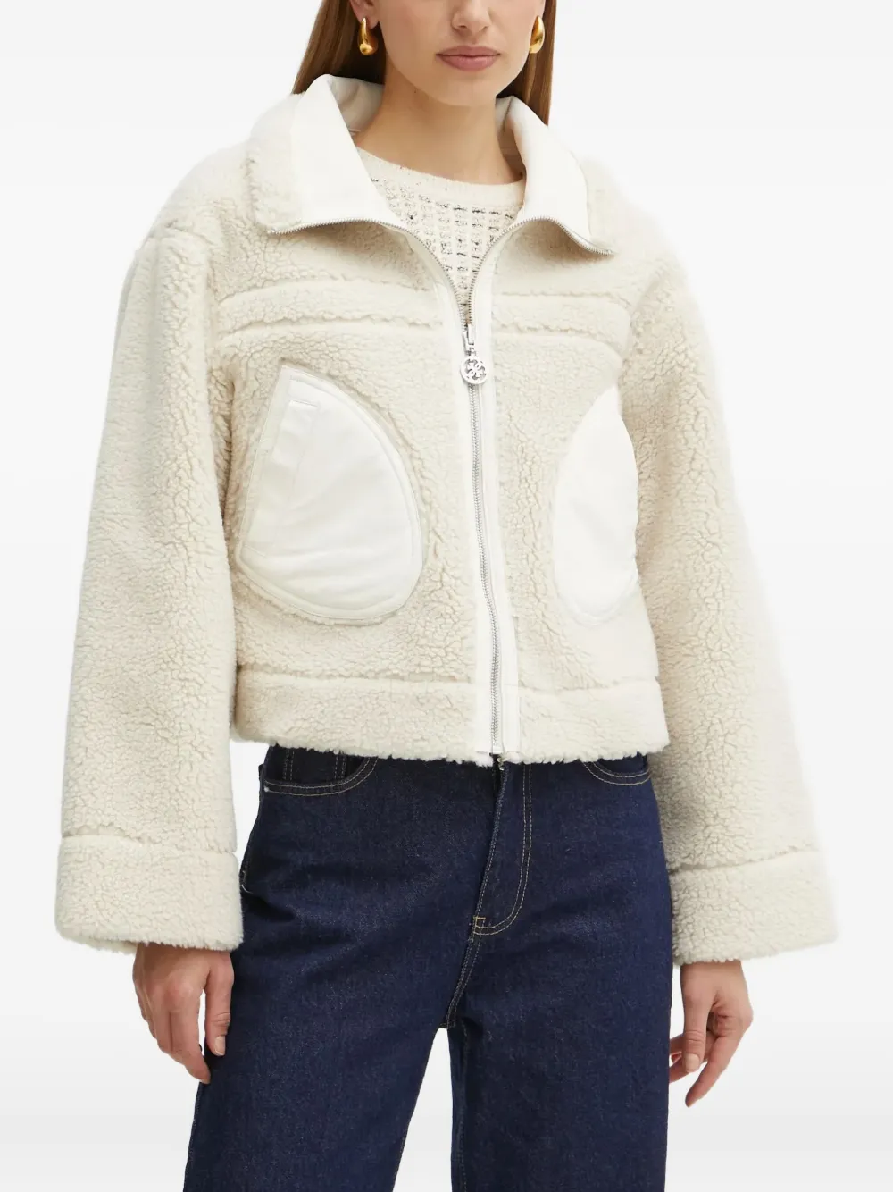 Шуба из искусственного меха с флисовой вставкой GUESS USA, нейтральный
Шуба из искусственного меха с флисовой вставкой GUESS USA, нейтральный