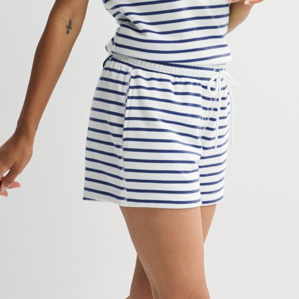 Женские полосатые шорты из френч-терри Sonoma Goods For Life, цвет small navy stripe
Женские полосатые шорты из френч-терри Sonoma Goods For Life, цвет small navy stripe
