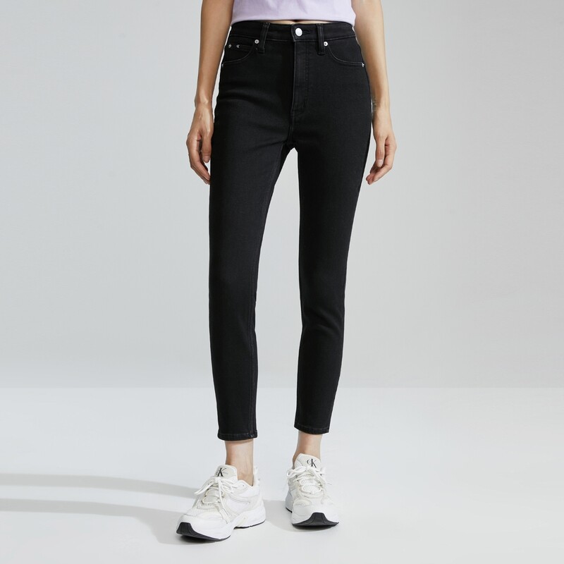 Джинсы женские Calvin Klein Jeans с высокой талией, черный
Джинсы женские Calvin Klein Jeans с высокой талией, черный