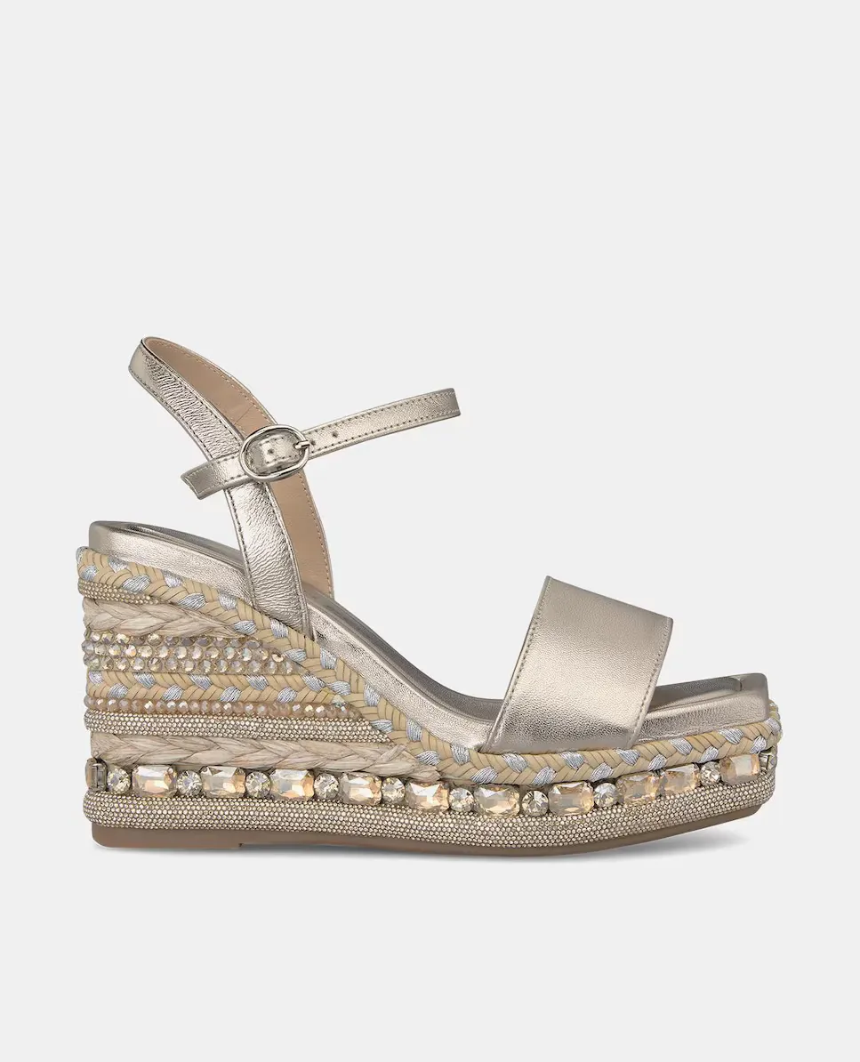 Женские кожаные босоножки на танкетке с квадратным носком Alma en Pena, коричневый
Женские кожаные босоножки на танкетке с квадратным носком Alma en Pena, коричневый