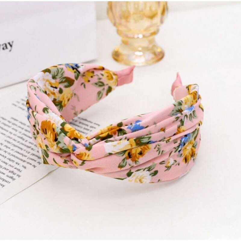 Ободок для волос в виде тюрбана O417R Upominkarnia
Ободок для волос в виде тюрбана O417R Upominkarnia