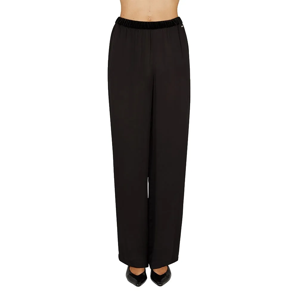 Брюки Armani Exchange XW001472_AF16121 high waist, черный
Брюки Armani Exchange XW001472_AF16121 high waist, черный