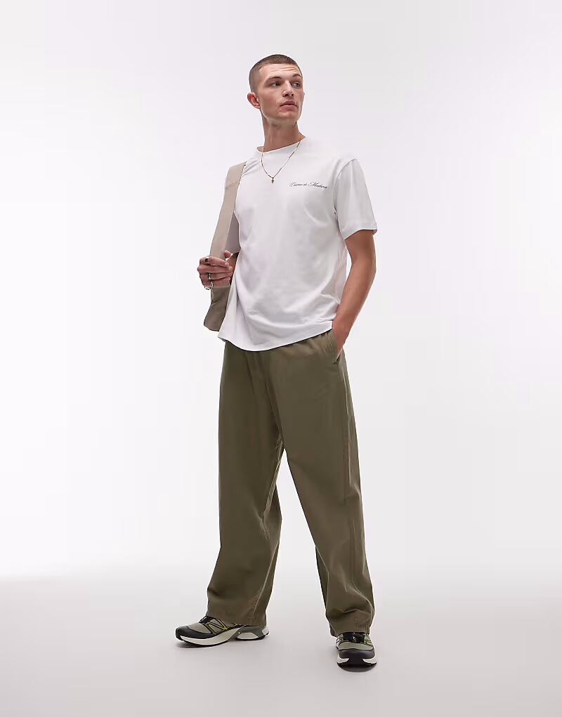 Свободные брюки Topman из рипстопа цвета хаки
Свободные брюки Topman из рипстопа цвета хаки