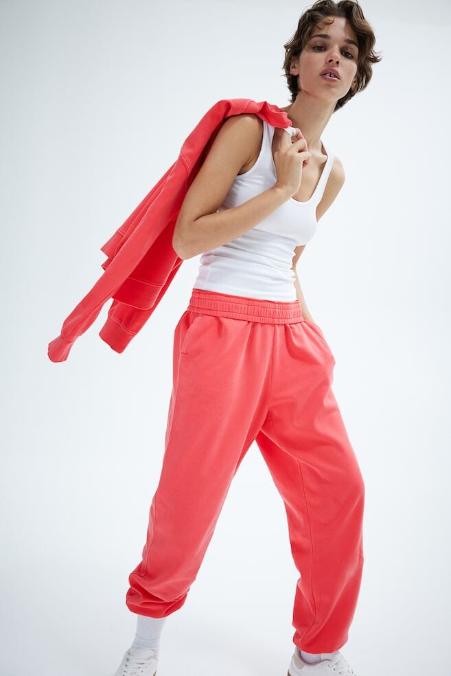 Джоггеры стираного вида H&M, красный
Джоггеры стираного вида H&M, красный