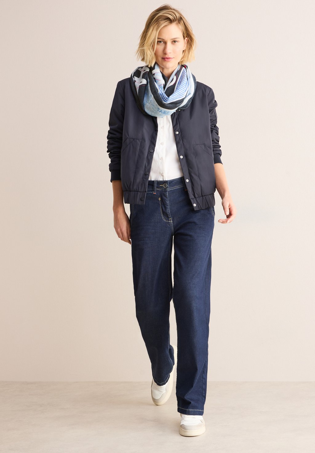 Шарф Cecil, синий
Шарф Cecil, синий