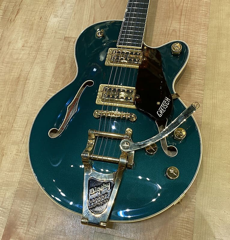 Электрогитара Gretsch G6659TG Players Edition Broadkaster Jr. Center Block 2020 Cadillac Green
Электрогитара Gretsch G6659TG Players Edition Broadkaster Jr. Center Block 2020 Cadillac Green