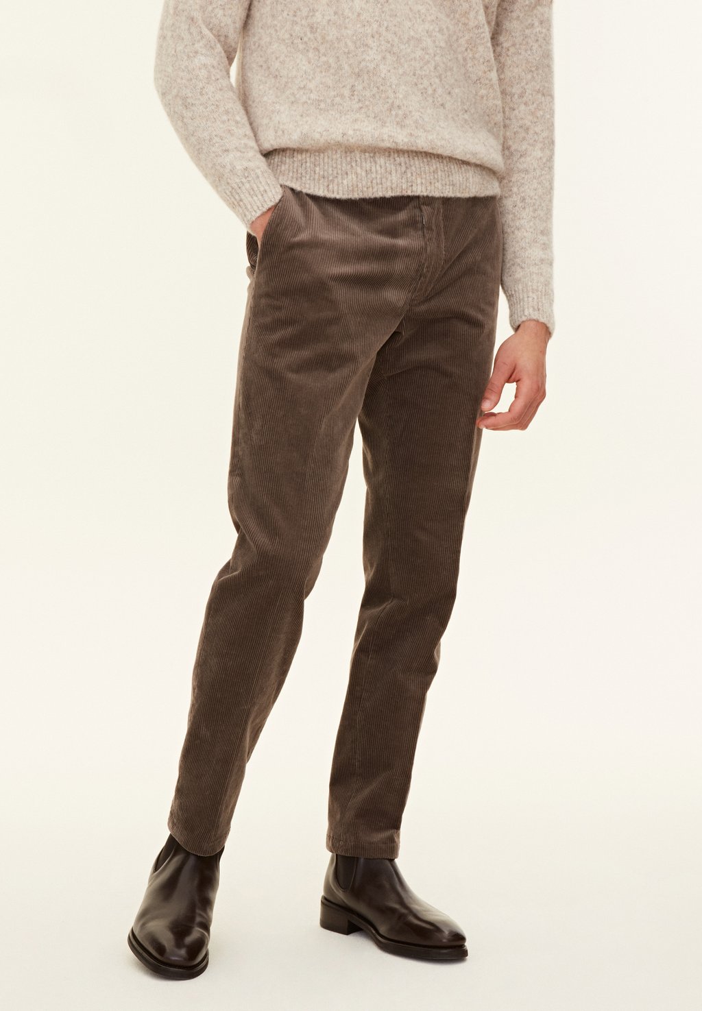 Чиносы DENZ Oscar Jacobson, светло-коричневый
Чиносы DENZ Oscar Jacobson, светло-коричневый