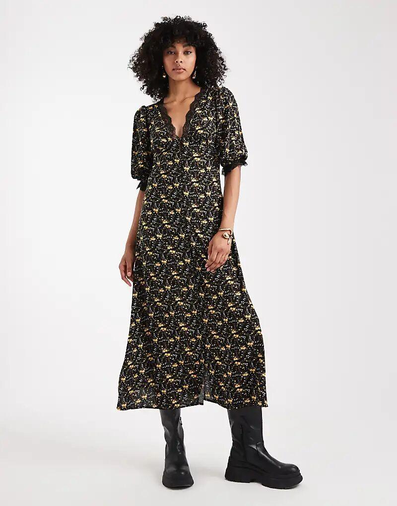 Платье макси Miss Selfridge с кружевной отделкой на пуговицах, черное, в мелкий узор
Платье макси Miss Selfridge с кружевной отделкой на пуговицах, черное, в мелкий узор