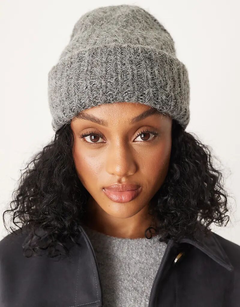 Шапка-бини из шерстяной смеси крупной вязки ASOS DESIGN серого цвета
Шапка-бини из шерстяной смеси крупной вязки ASOS DESIGN серого цвета