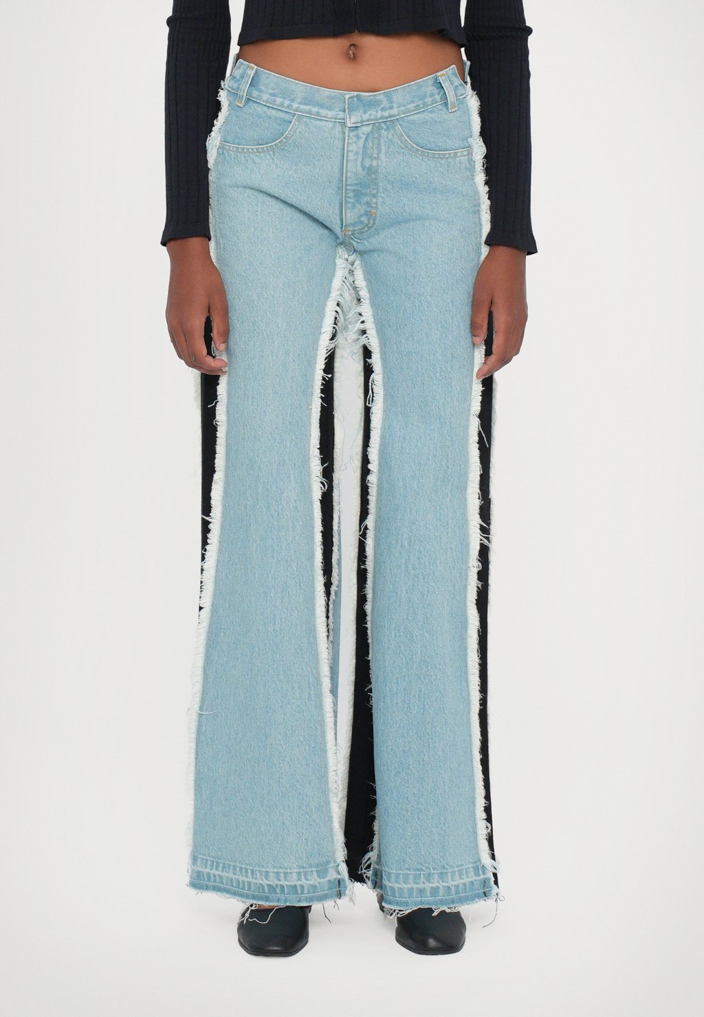 Расклешенные джинсы VINTAGE EFFECT WITH CONTRAST SIDE PANELS Ksenia Schnaider, синий
Расклешенные джинсы VINTAGE EFFECT WITH CONTRAST SIDE PANELS Ksenia Schnaider, синий