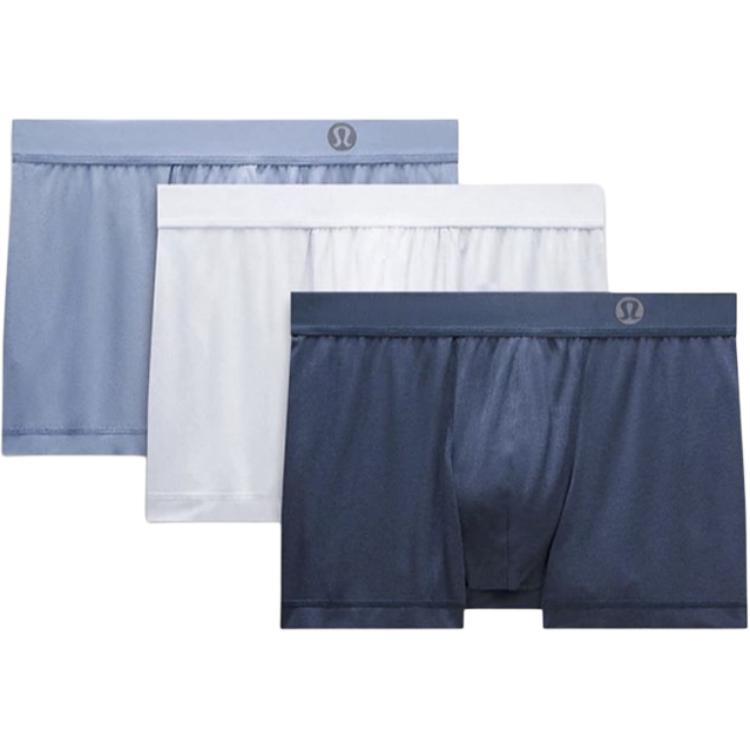 Lululemon Комплект из 3 боксеров для мужчин
Lululemon Комплект из 3 боксеров для мужчин