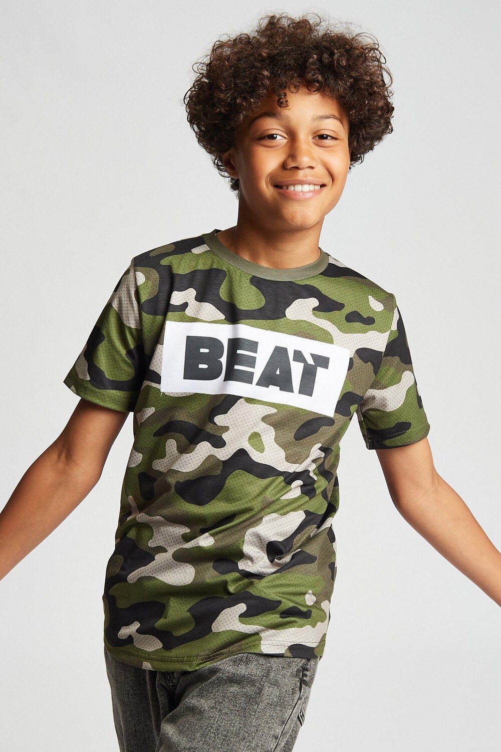 Футболка с камуфляжным принтом Freestyle Beat Boyz Club, хаки
Футболка с камуфляжным принтом Freestyle Beat Boyz Club, хаки