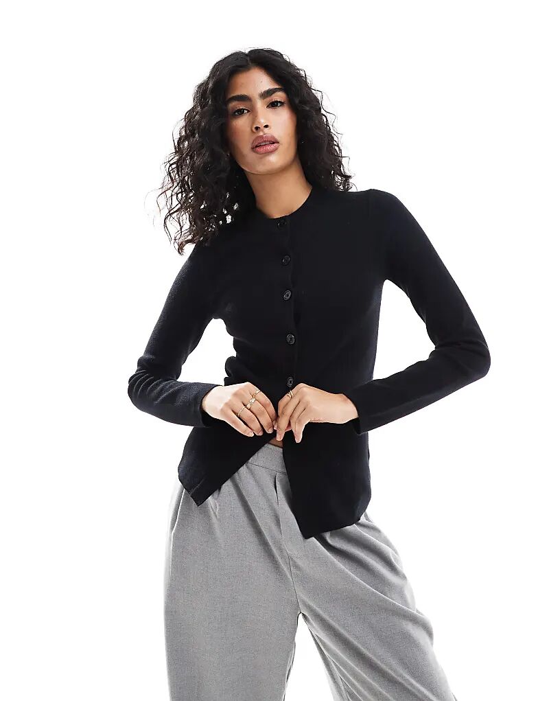Удлиненный кардиган с круглым вырезом черного цвета ASOS DESIGN
Удлиненный кардиган с круглым вырезом черного цвета ASOS DESIGN