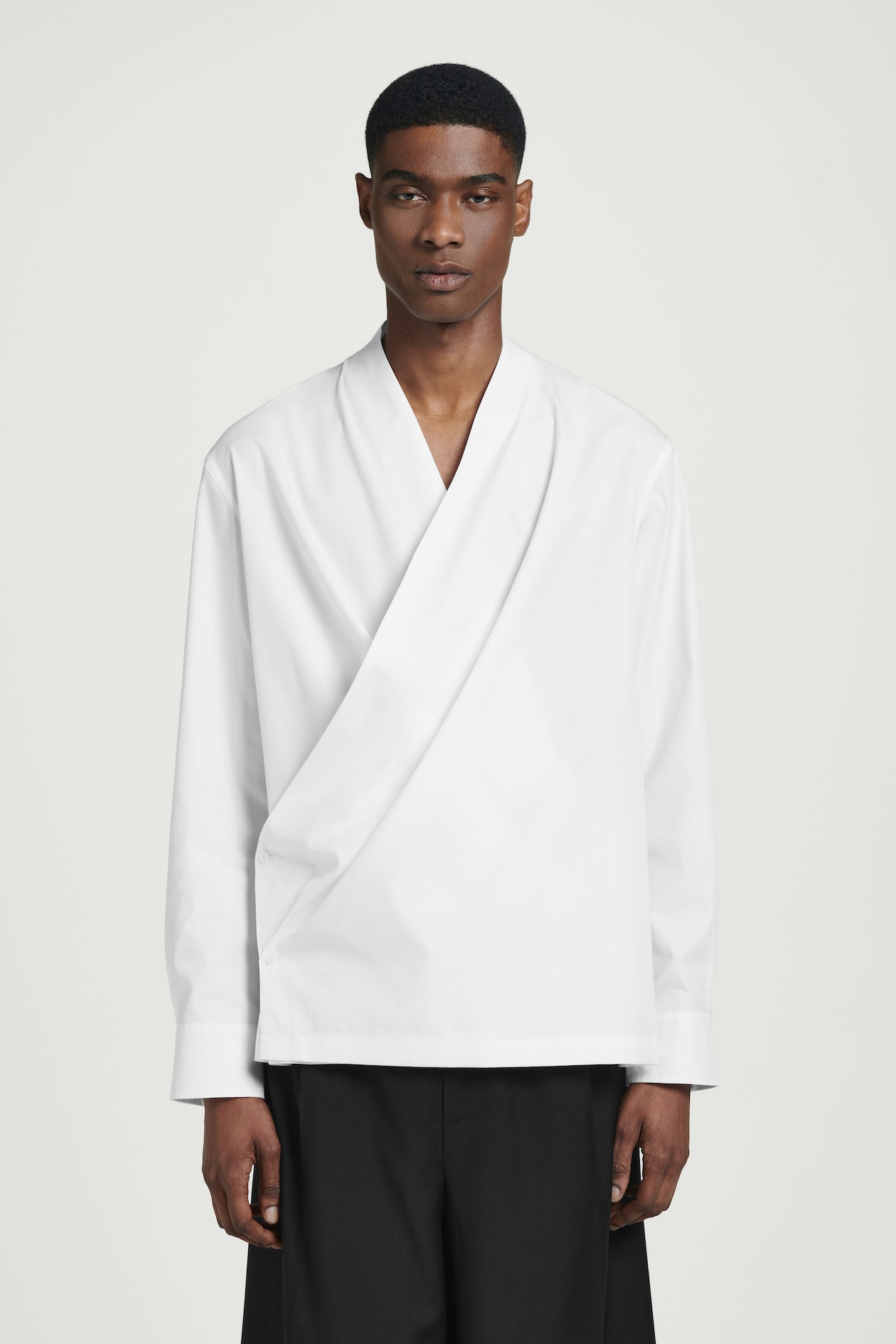 Рубашка из хлопка и шелка COS, белый
Рубашка из хлопка и шелка COS, белый