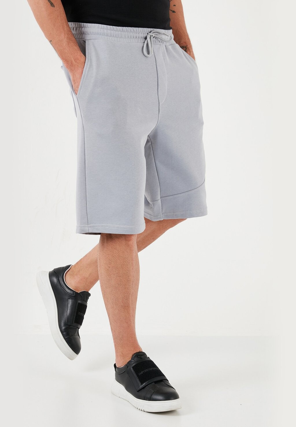 Брюки спортивного костюма Regular Fit Buratti, светло-серые
Брюки спортивного костюма Regular Fit Buratti, светло-серые