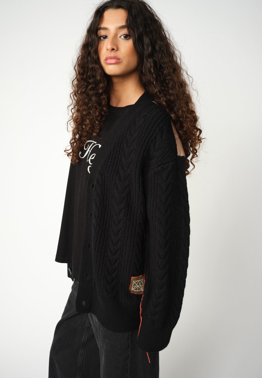 Кардиган HEYANNO RICH QUILT, Black
Кардиган HEYANNO RICH QUILT, Black