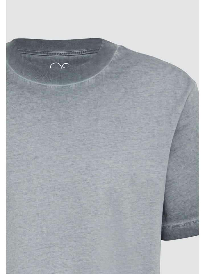 Футболка QS, черный
Футболка QS, черный