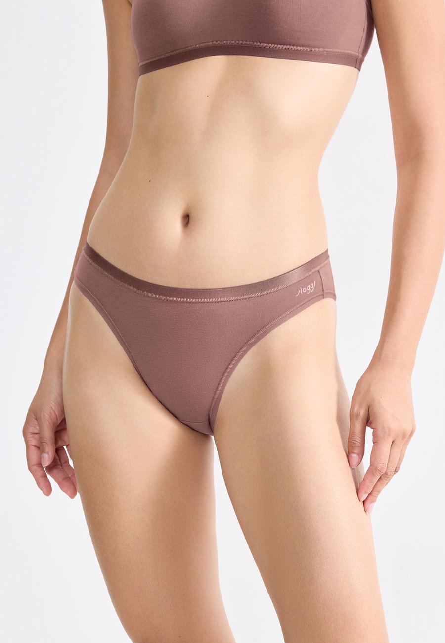 Брифы Sloggi 9-PACK GO DAILY MINI, Cacao/Lilac
Брифы Sloggi 9-PACK GO DAILY MINI, Cacao/Lilac