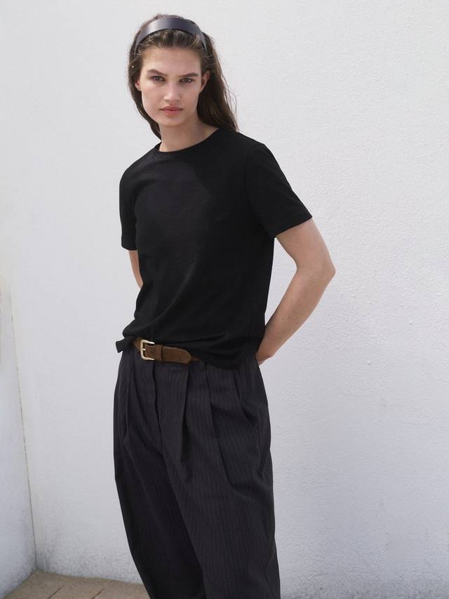 Футболка Chals с круглым вырезом Mango, Black
Футболка Chals с круглым вырезом Mango, Black