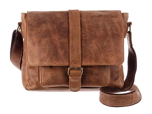 Сумка через плечо GreenLand Nature "Черногория" из кожи с практичными передними и задними карманами, коричневый
Сумка через плечо GreenLand Nature "Черногория" из кожи с практичными передними и задними карманами, коричневый