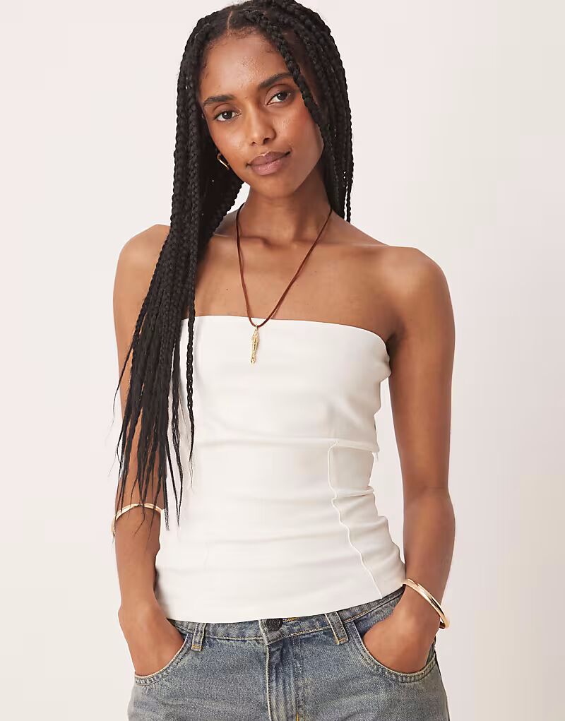 Интерлок-бандо ASOS DESIGN цвета кокосового молока
Интерлок-бандо ASOS DESIGN цвета кокосового молока