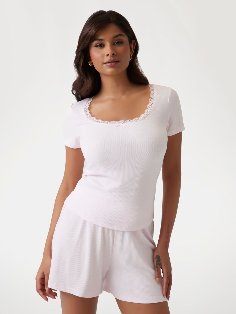 Пижамная рубашка GUESS Lia, пастельный розовый
Пижамная рубашка GUESS Lia, пастельный розовый