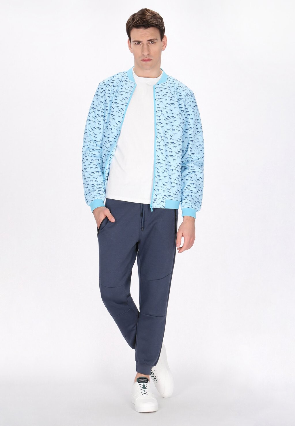 Куртка-бомбер Mo, синий
Куртка-бомбер Mo, синий