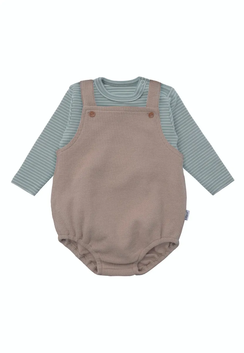 Комбинезон Liliput, состоящий из шорт с нагрудником и рубашки с длинными рукавами, цвет Mehrfarbig
Комбинезон Liliput, состоящий из шорт с нагрудником и рубашки с длинными рукавами, цвет Mehrfarbig