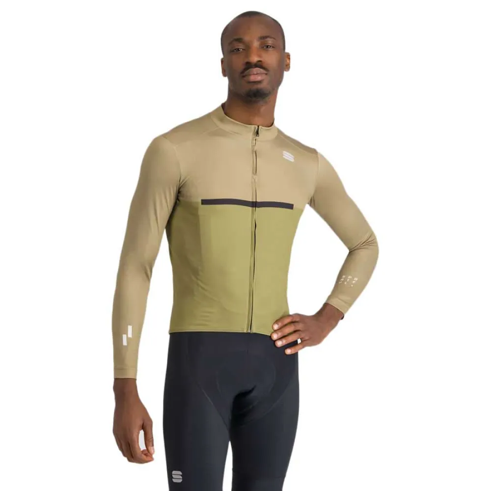 Джерси с длинным рукавом Sportful Pista Thermal, бежевый
Джерси с длинным рукавом Sportful Pista Thermal, бежевый