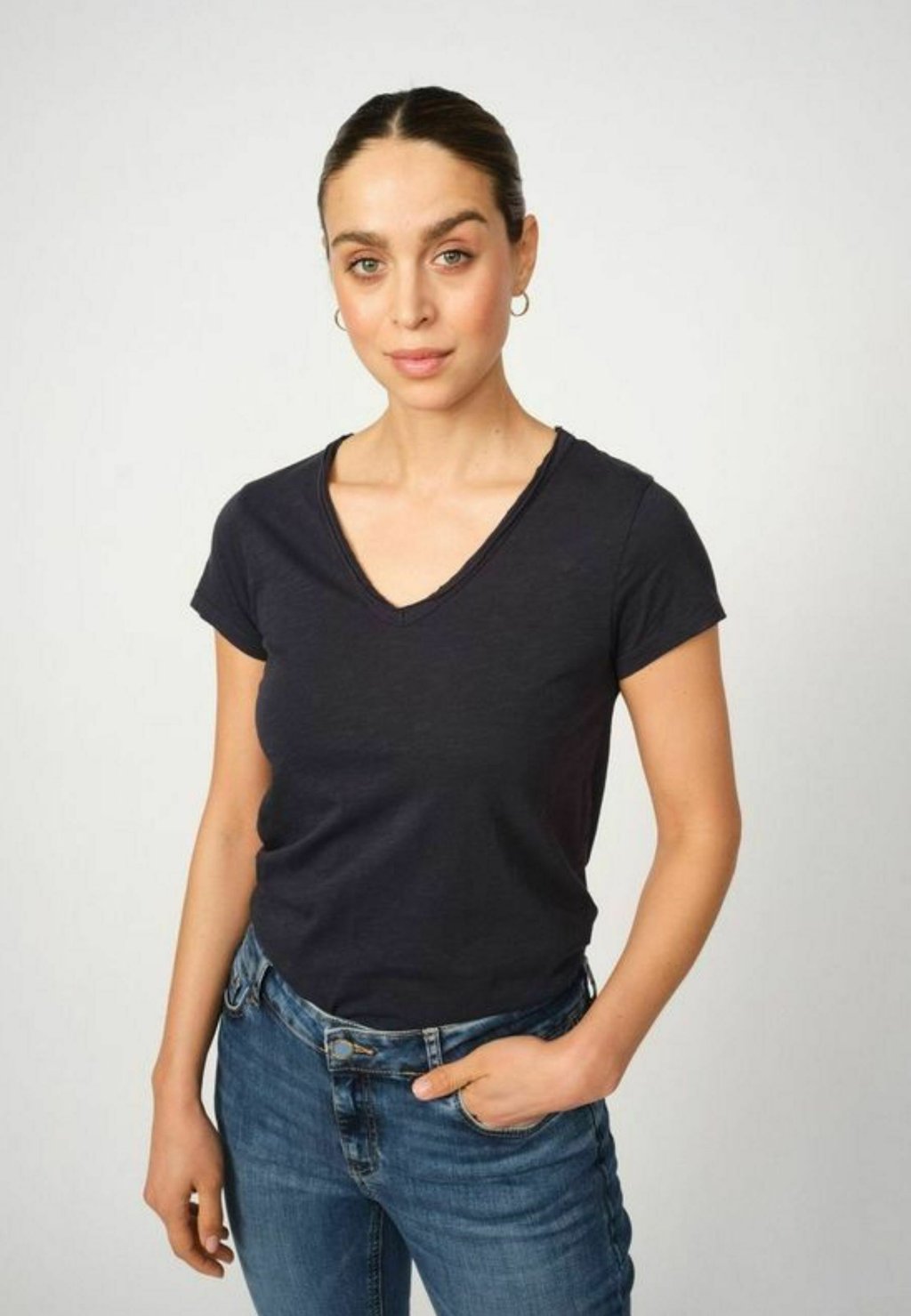 Базовая футболка TULLI Mos Mosh, синий
Базовая футболка TULLI Mos Mosh, синий